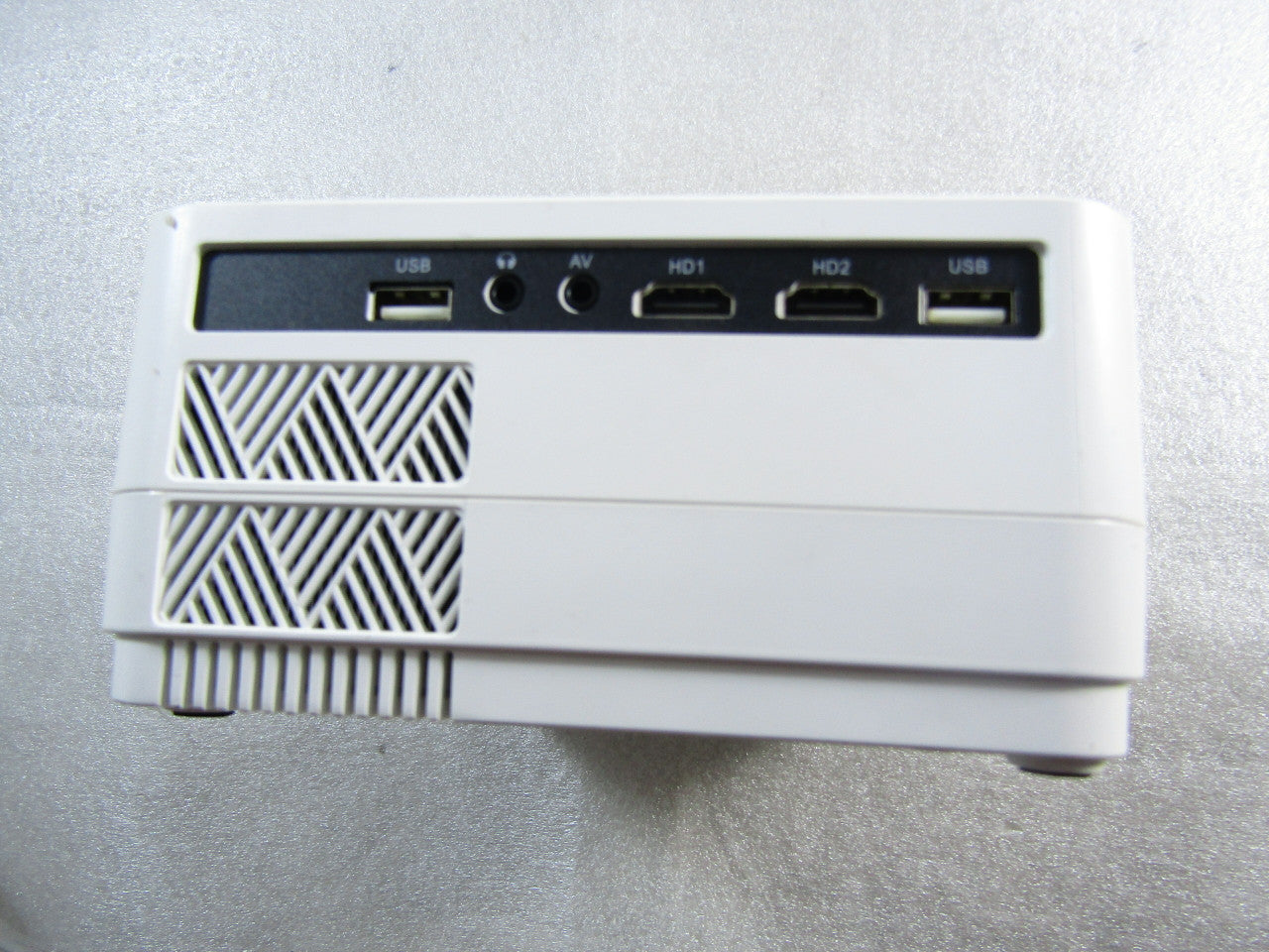 DBPOWER L21 Video Projector Upgraded Brightness to 8000 Lumen White VG