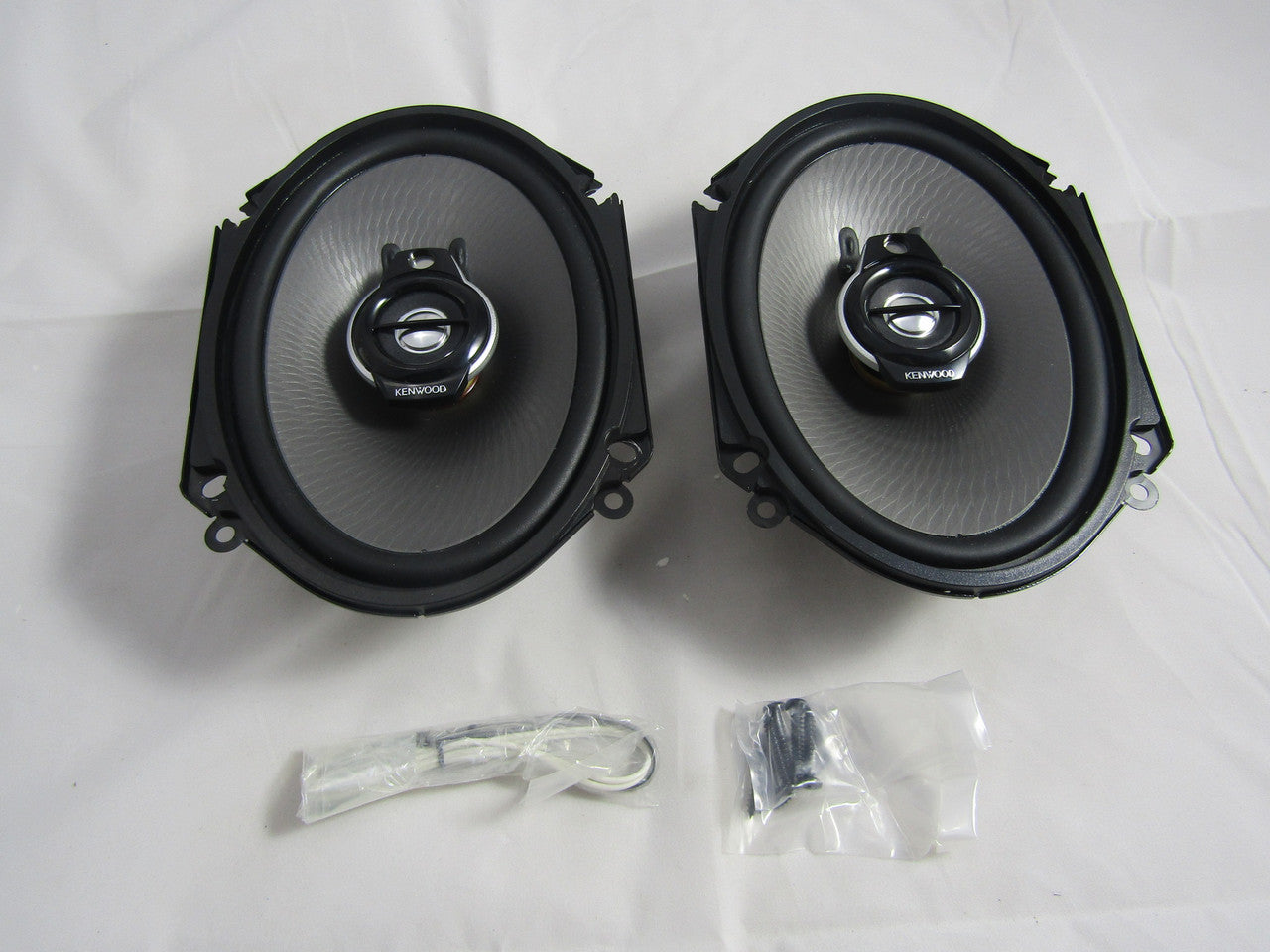 Kenwood KFC-C6894PS 6 x 8 Inches 3-Way Performance Series Speakers - Set of 2 LN