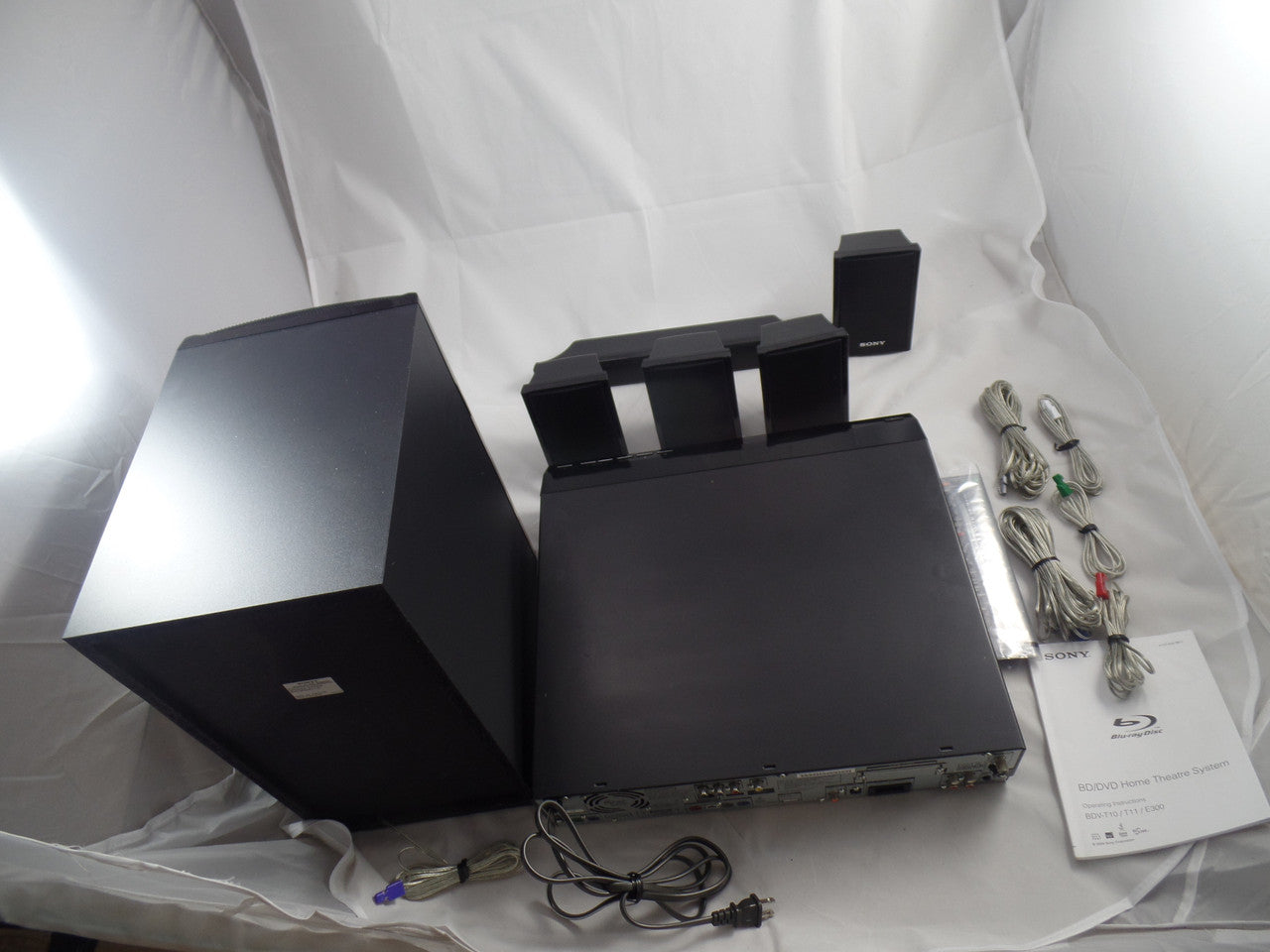 Sony BDV-T11 Home Theater System LN