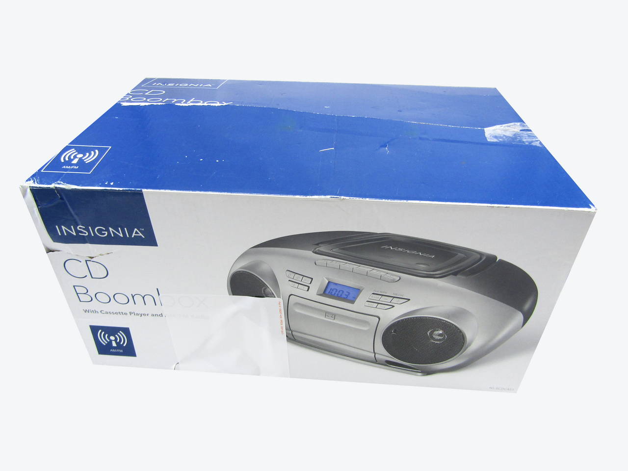 Insignia  NS-BCDCAS1 CD/cassette Boombox with Am/fm Radio LN