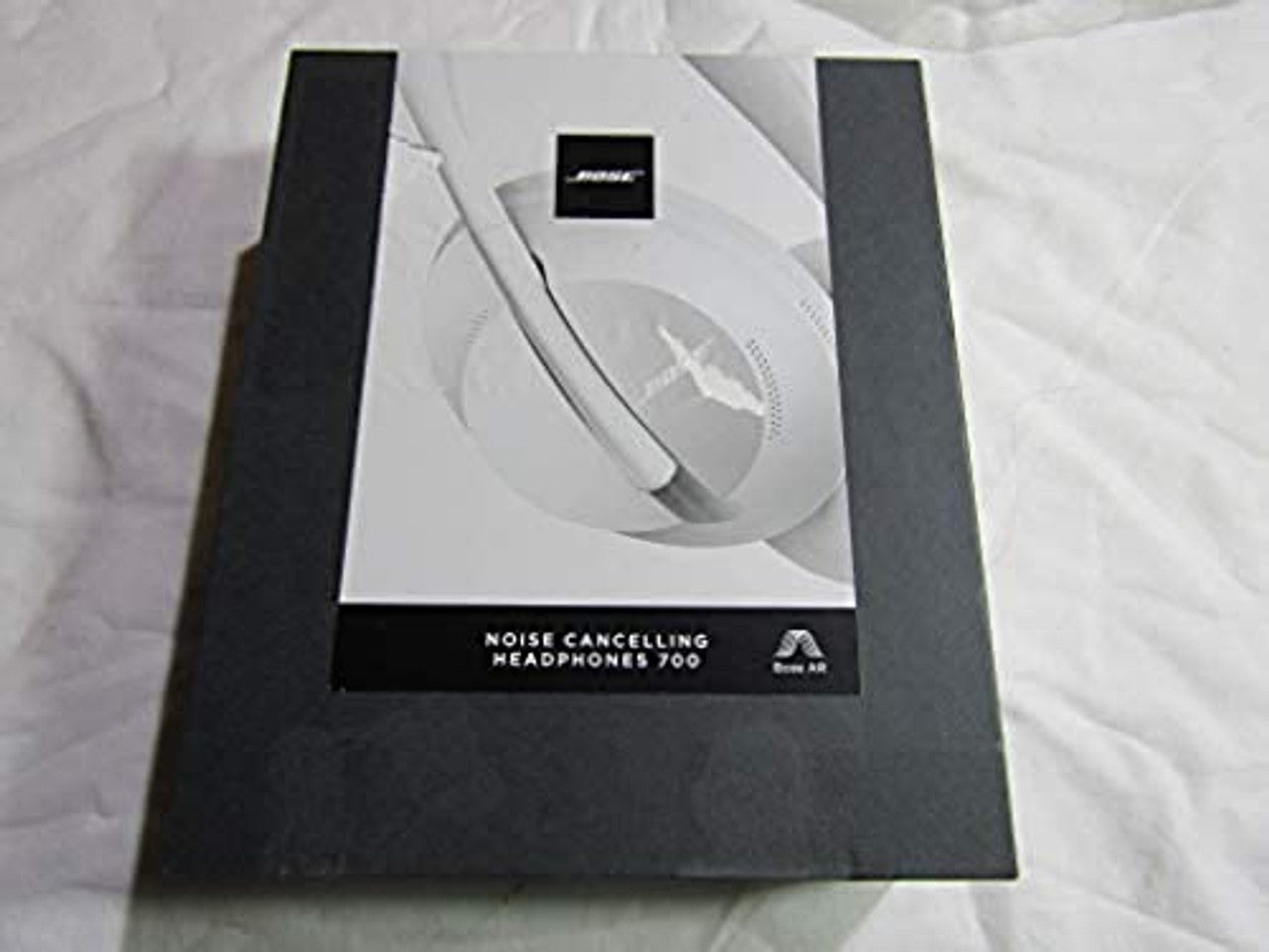 Bose Noise Cancelling Wireless Bluetooth Headphones 700, with Alexa Voice Control, Silver