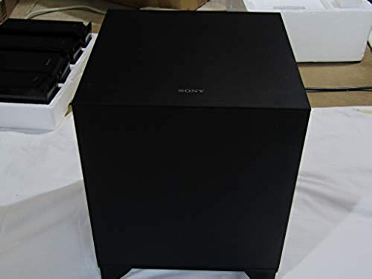 Sony BDV-E370 Sony 5.1 Blu-ray Disc System [3D Compatible] (Discontinued by Manufacturer)