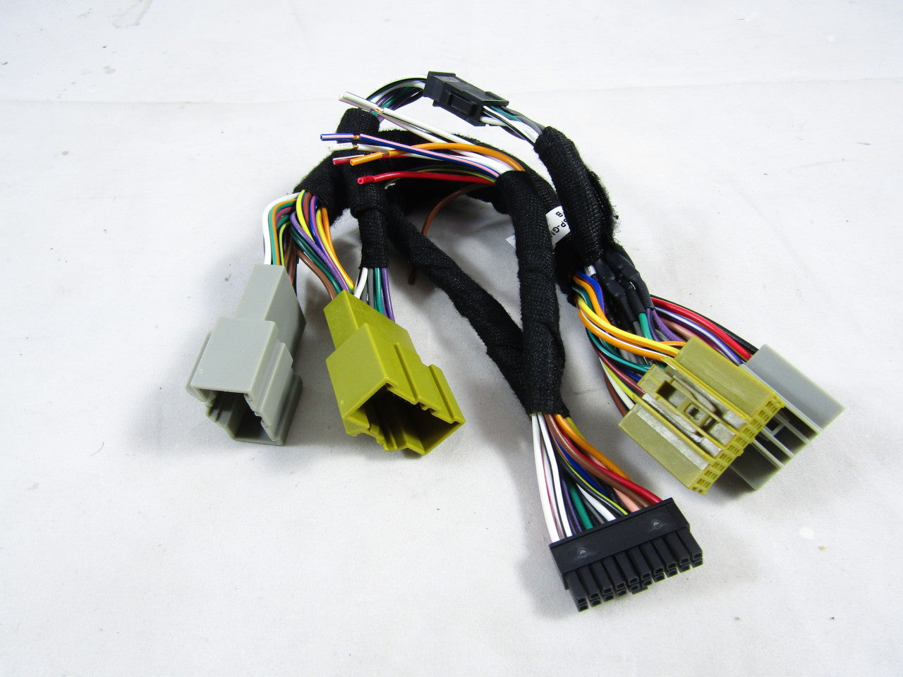 Axxess Gm Plug-N-Play T-Harness for Ax-Dsp-gmlan10
