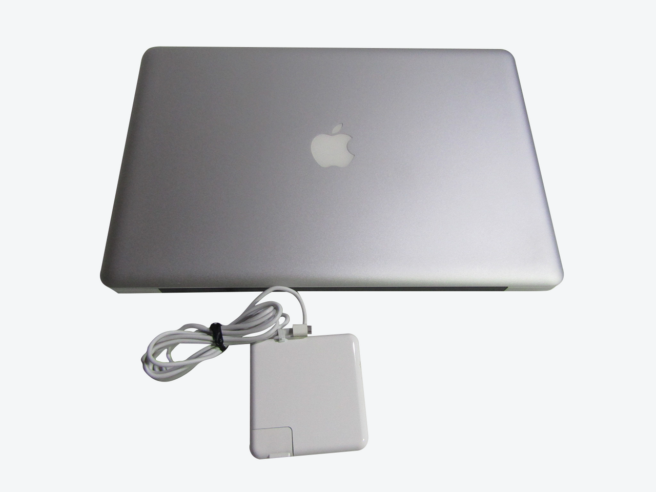 Apple MacBook Pro MD318LL/A 15.4” Laptop Intel QuadCore I7 2.2GHz 16GB DDR3 Memory 480GB SSD 1TB HDD No DVD Burner Mac OS Sierra VG