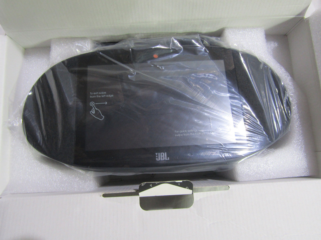 JBL LINK VIEW 8" Virtual Assistant GOOGLE VOICE-ACTIVATED Speaker Black LN