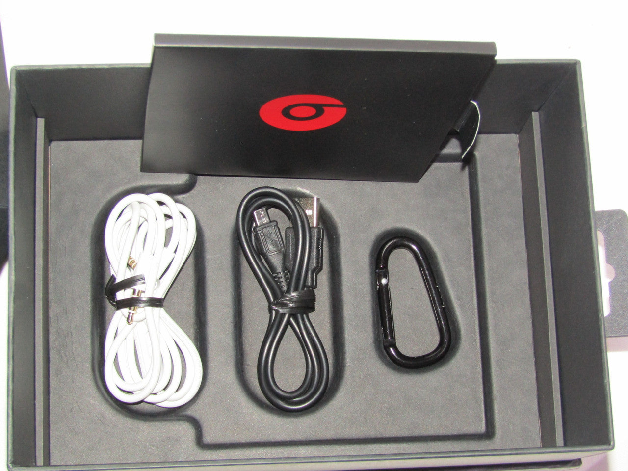 Beats Solo3 Wireless On-Ear Headphones - Matte Gold LN