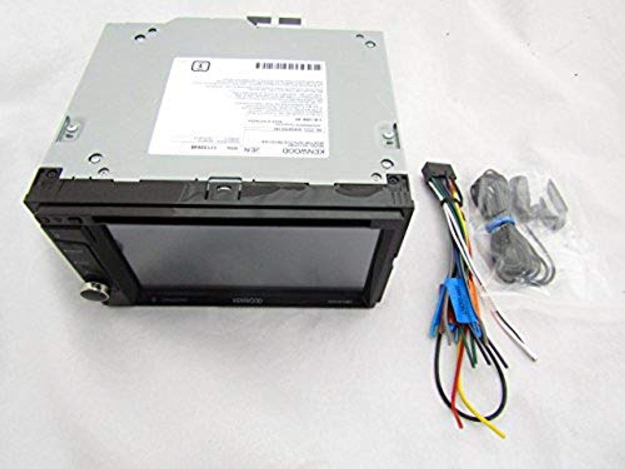 Kenwood DDX374BT 2-DIN Bluetooth In-Dash CD/DVD/DM Receiver VG
