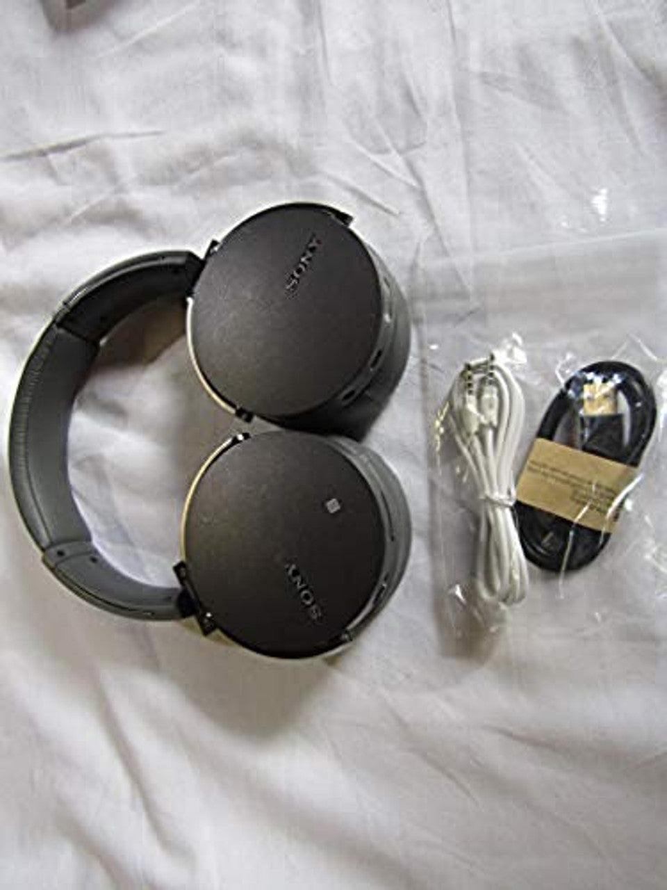 Sony MDR-XB950BT/H Extra Bass Bluetooth Headset (Gray)