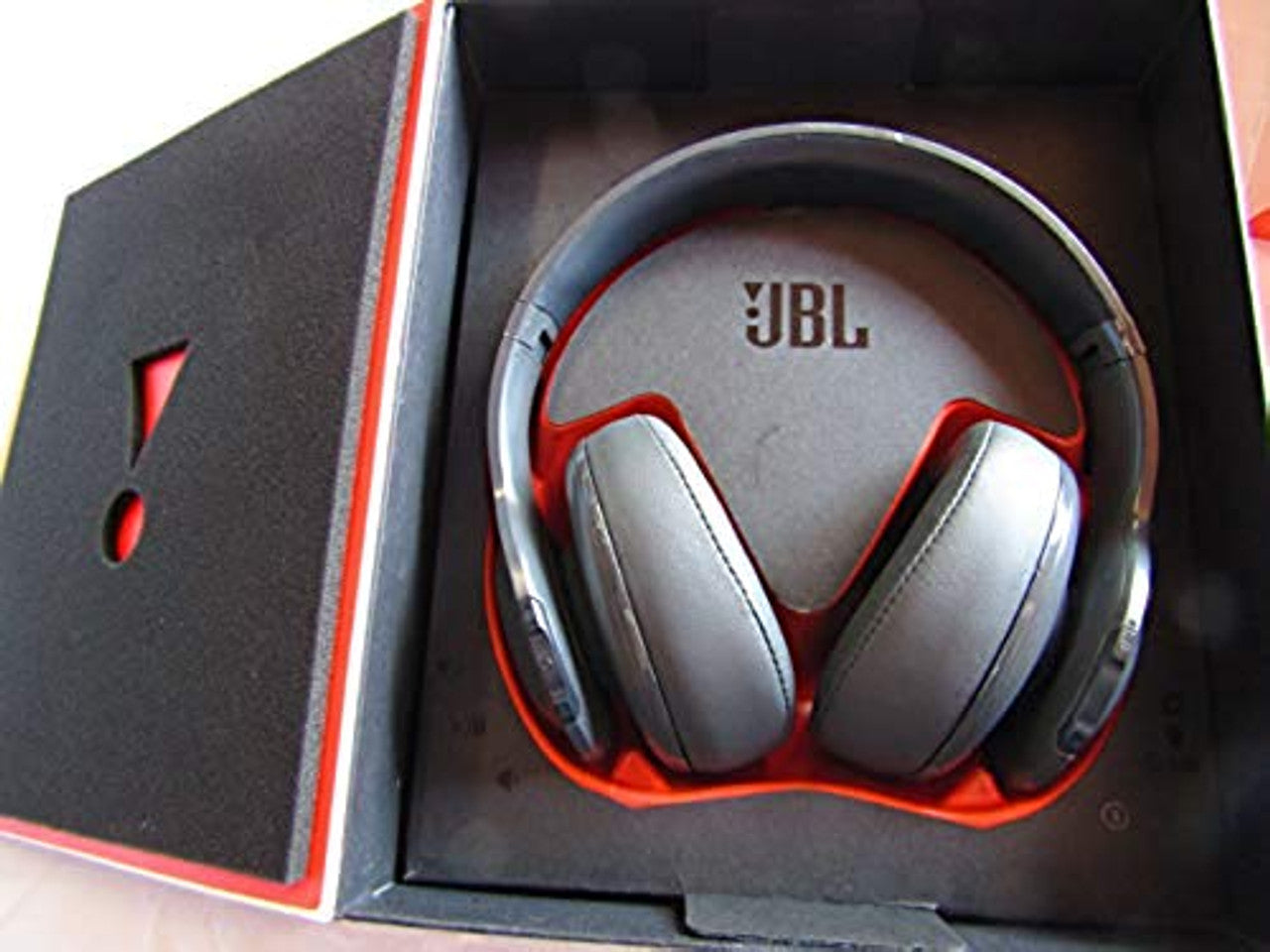 JBL Everest Elite 700 NXTGen Noise-Canceling Bluetooth Around-Ear VG
