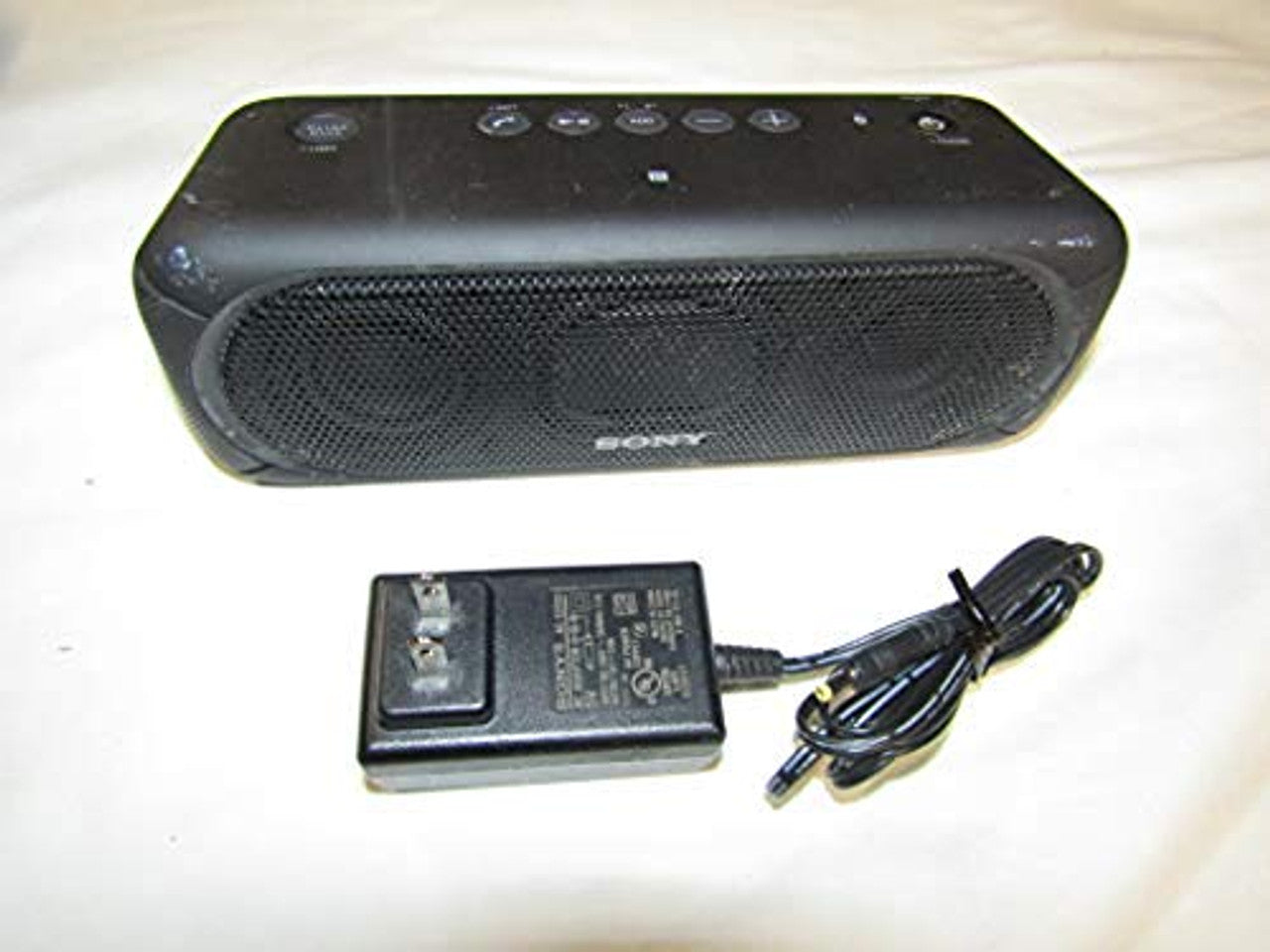 Sony SRSXB30/BLK XB30 Portable Wireless Speaker with Bluetooth, Black VG