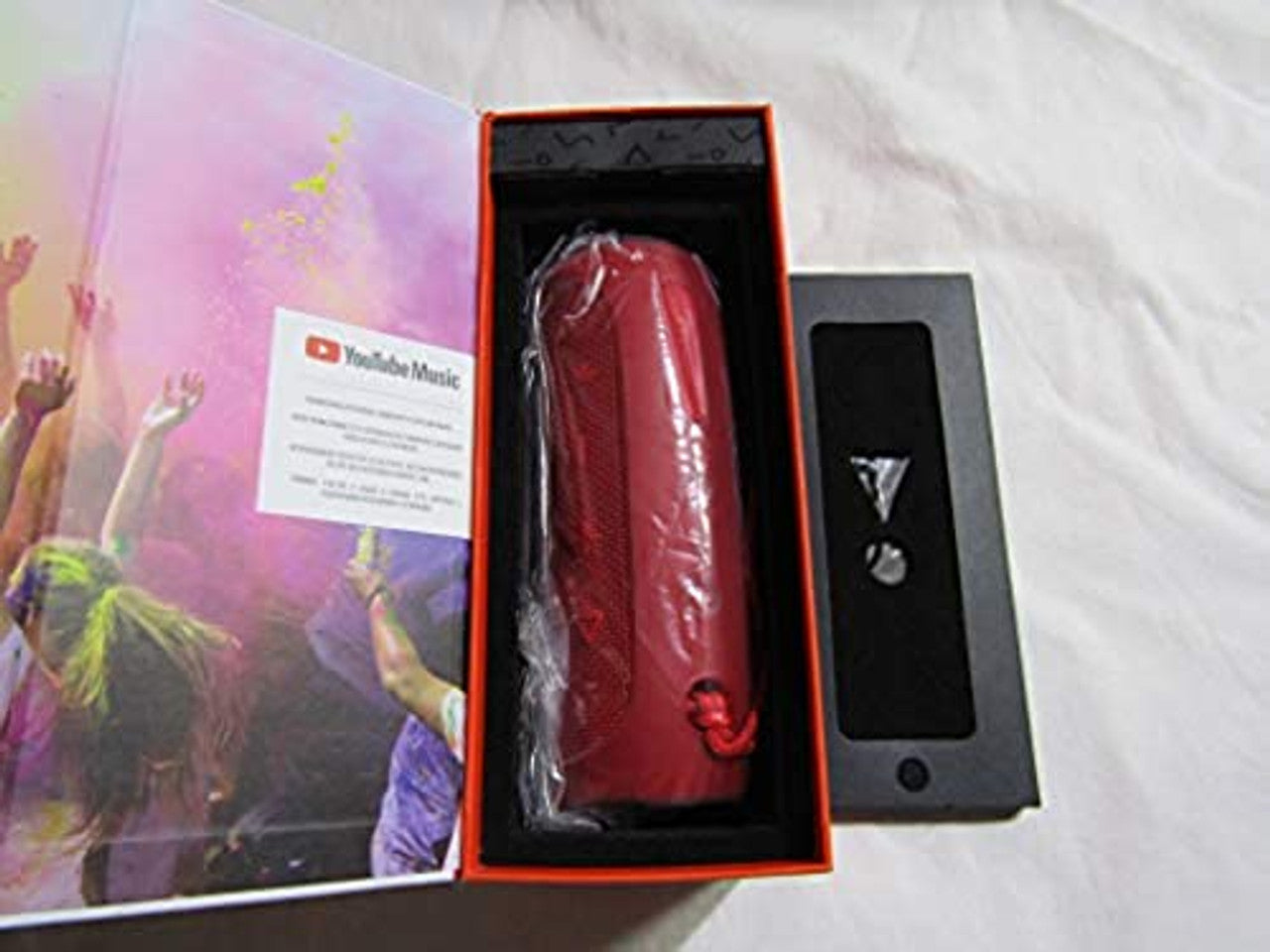 JBL Flip 4 Waterproof Portable Bluetooth Speaker - Red LN