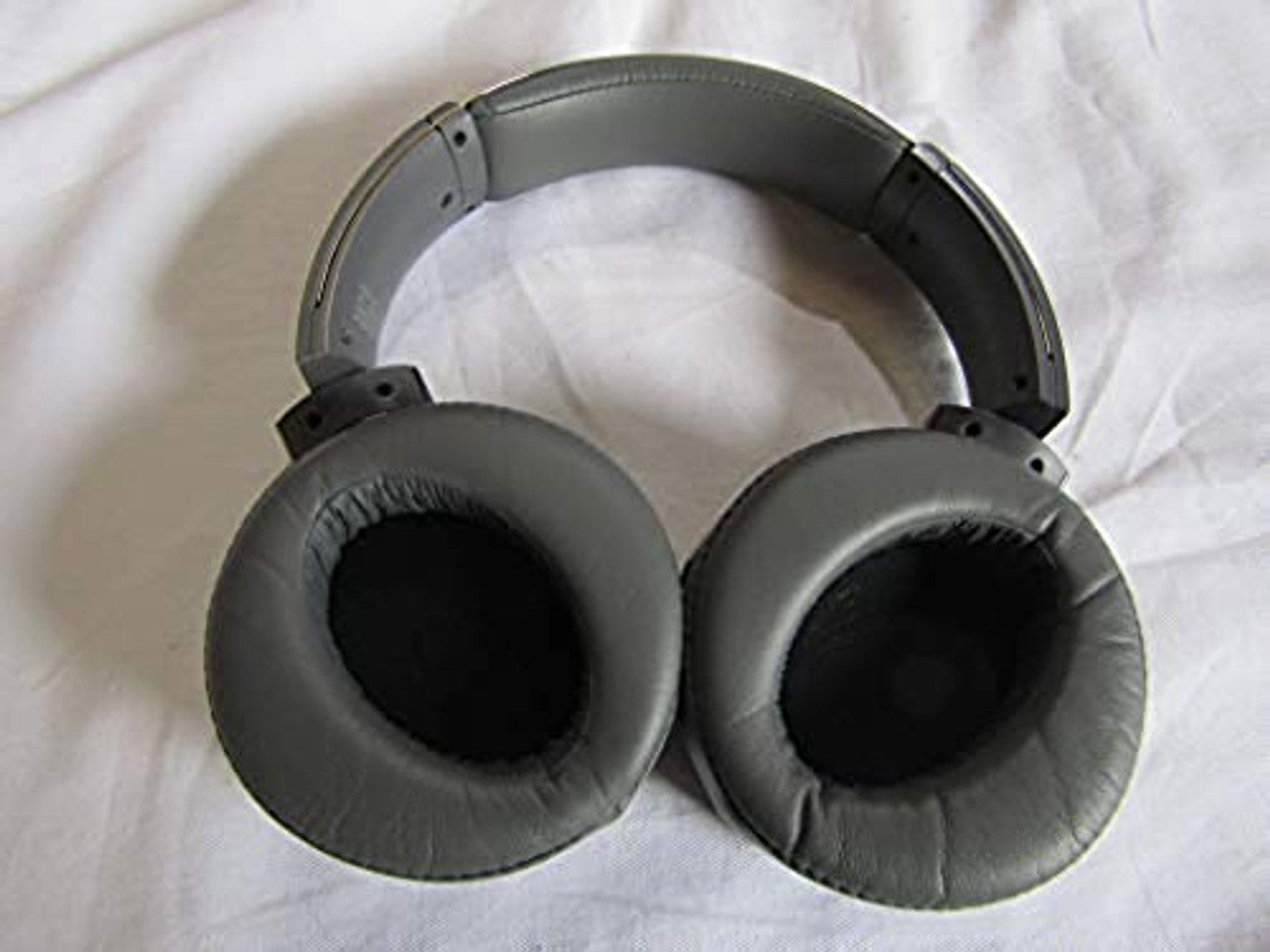 Sony MDR-XB950BT/H Extra Bass Bluetooth Headset (Gray)