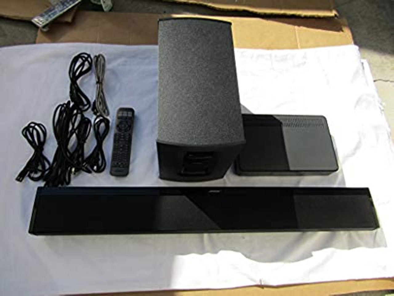 Bose CineMate 130 Home Theater System LN