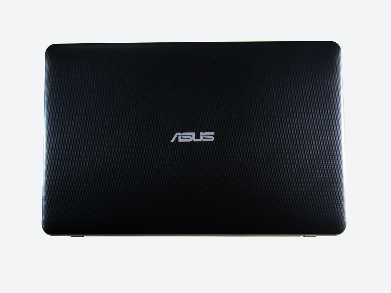 Asus  X751LAV-HI31003K 17.3" Laptop 5th Gen Intel Core i3-5010U 6GB Memory 1TB Hard Drive DVD/CD burner HD Windows 10 VG
