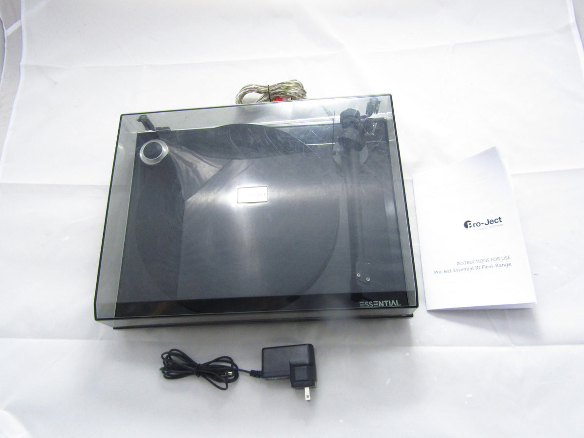 Pro-Ject Essential III Belt-Drive Turntable with Ortofon OM10 Cartridge Piano Black VG