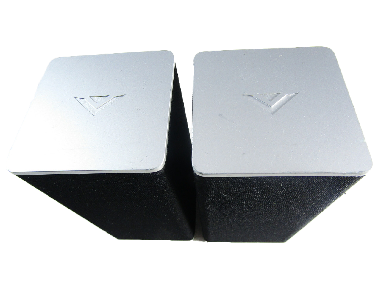 VIZIO the rear speakers Pair Black AC