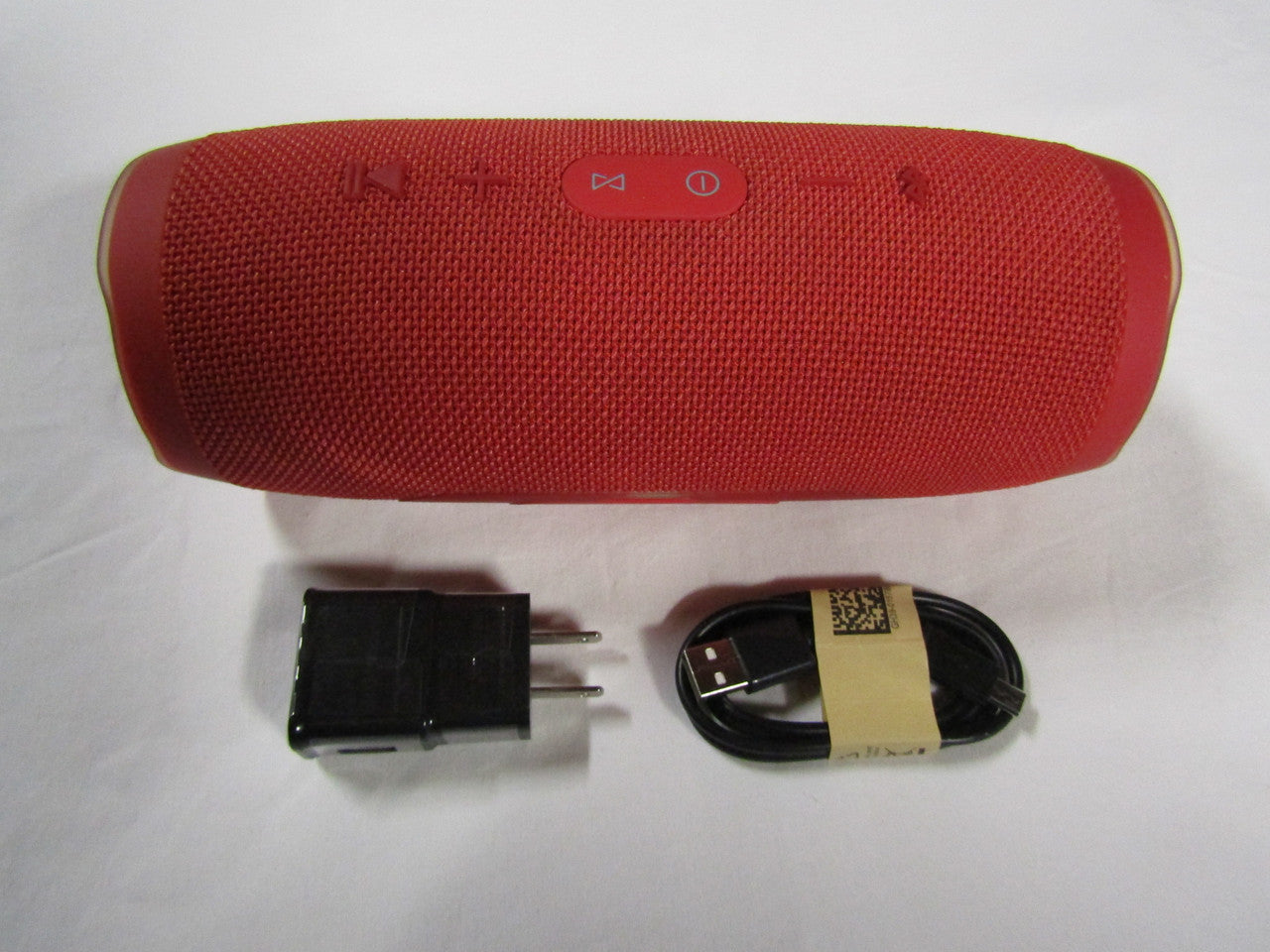JBL Charge 3 - Waterproof Portable Bluetooth Speaker (Red) VG