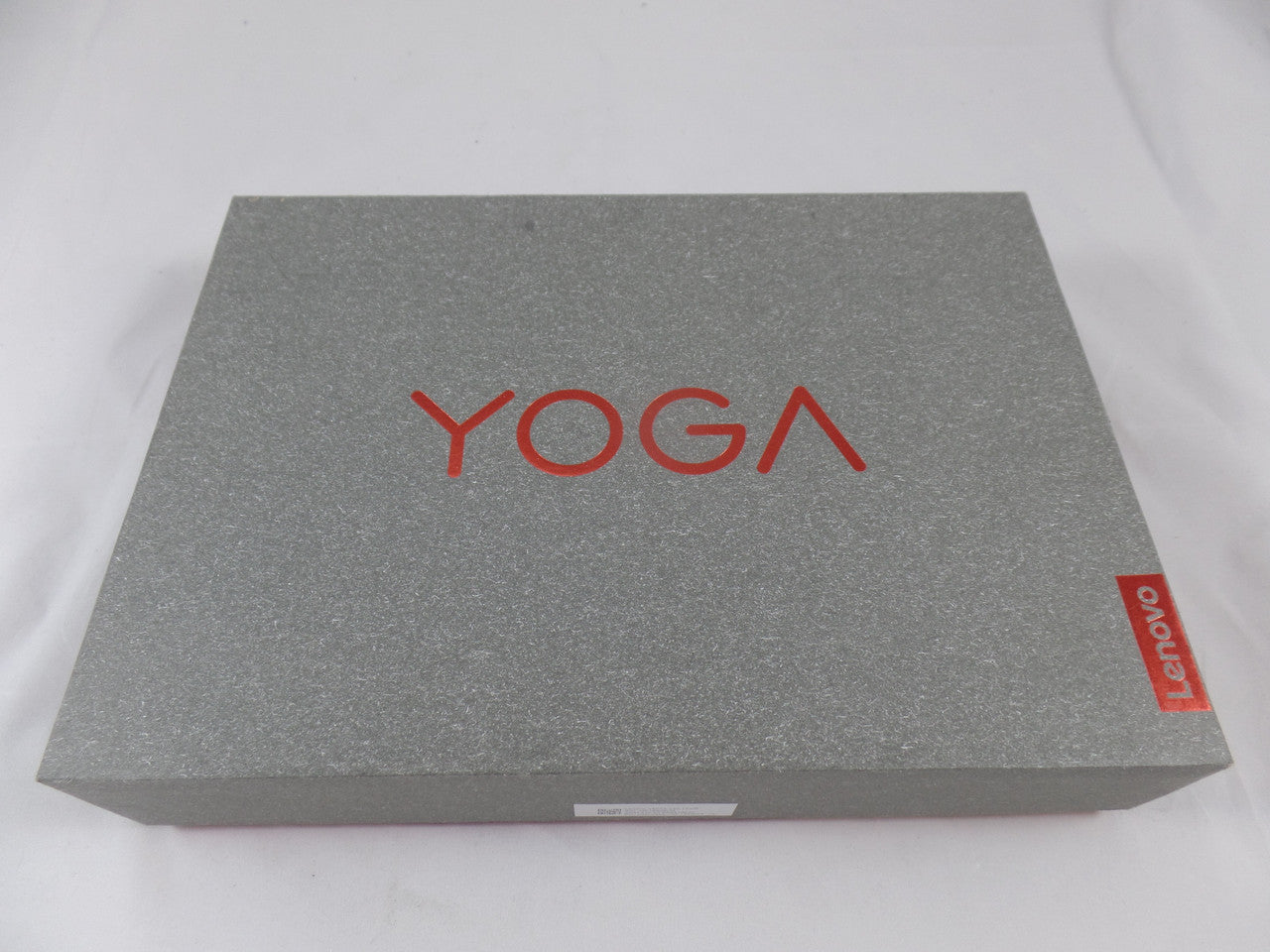Lenovo 81CT0008US Yoga 730 2-in-1 13.3" Touch-Screen Laptop Intel Core i5 8GB Memory 256GB Solid State Drive Platinum LN