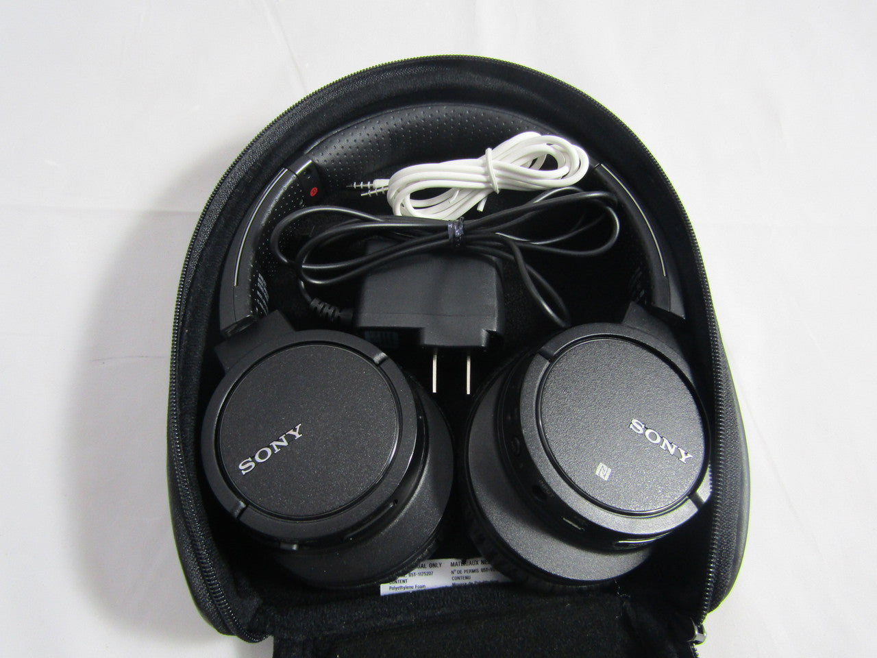 Sony MDR-ZX780DC Bluetooth and Noise Canceling Wireless Headphones /Headset With Case Black VG