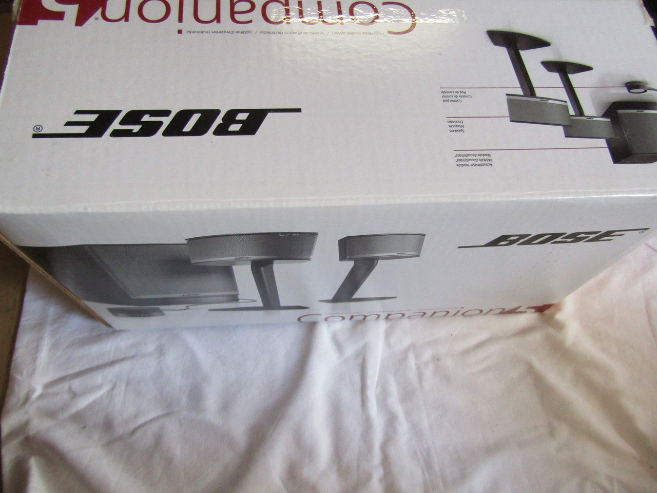 Bose Companion 5 Multimedia Speaker System - Graphite/Silver LN