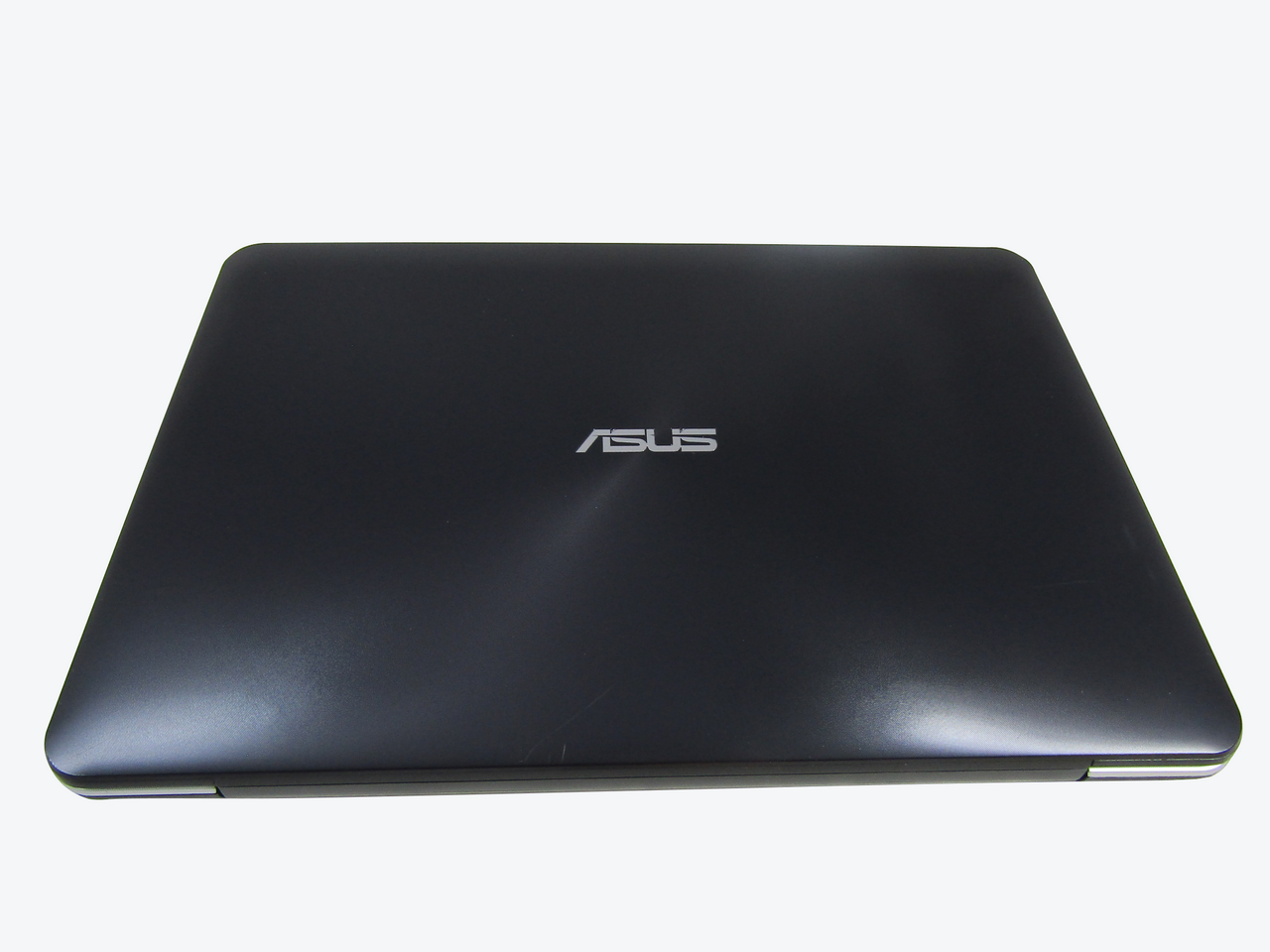 Asus X555LA-BHI5N12 15.6" Laptop  Intel Core i5-5200U 8GB Memory 240GB SSD SuperMulti DVD CD Burner  HD Webcam Windows 10 Black/Silver VG