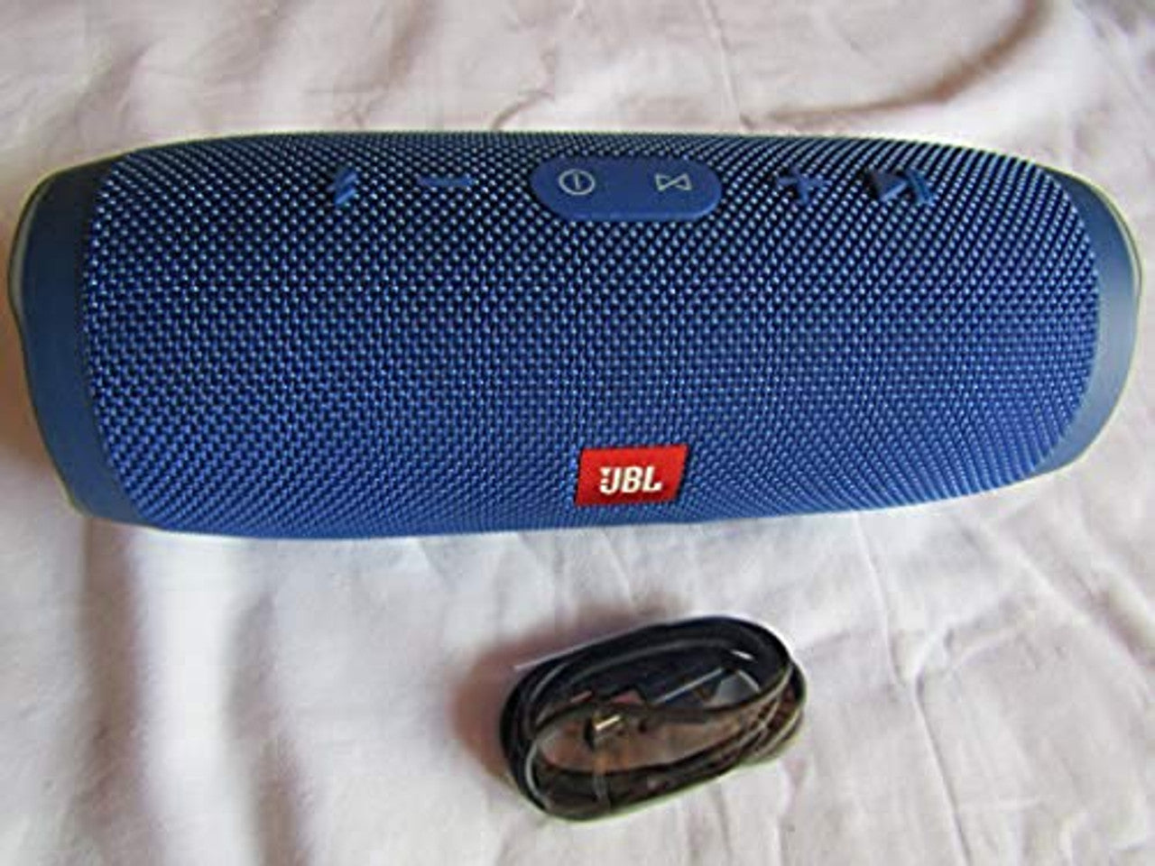 JBL Charge 3 Waterproof Portable Bluetooth Speaker (Blue) VG