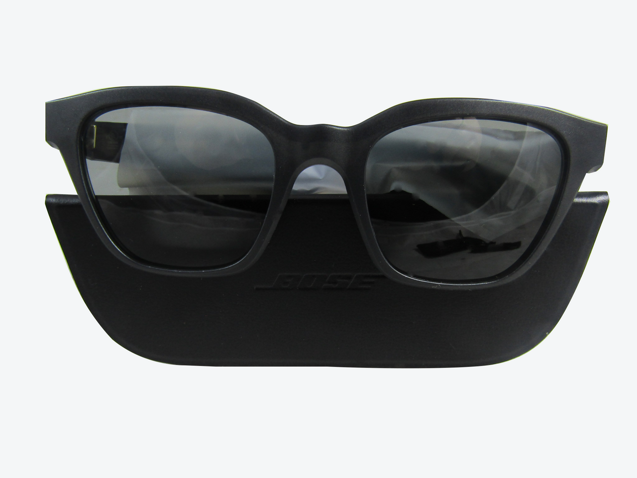 Bose Frames, Audio Sunglasses with Open Ear Headphones, Alto S/M, Black with Bluetooth Connectivity