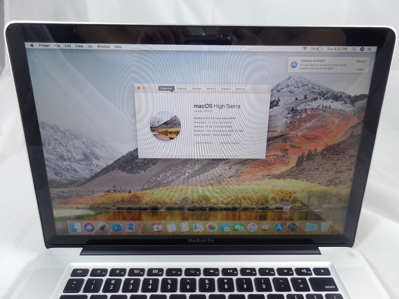 Apple MacBook Pro MC723LL/A 15.4” Laptop Intel i7 2.2GHz 16GB Memory 512GB SSD MacOS 10.13, High Sierra VG