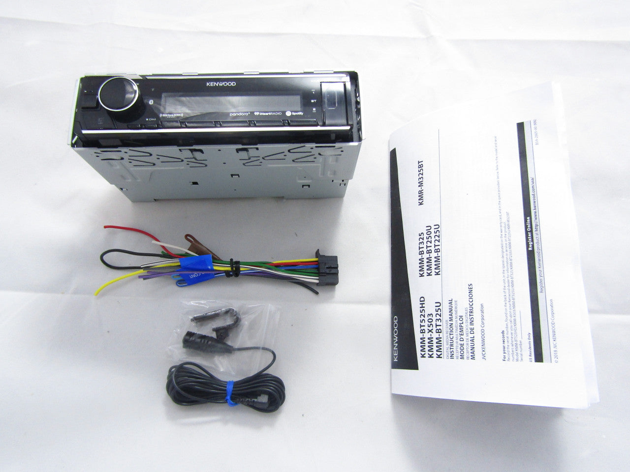 Kenwood  Digital Media Receiver with Bluetooth KMM-BT325U LN