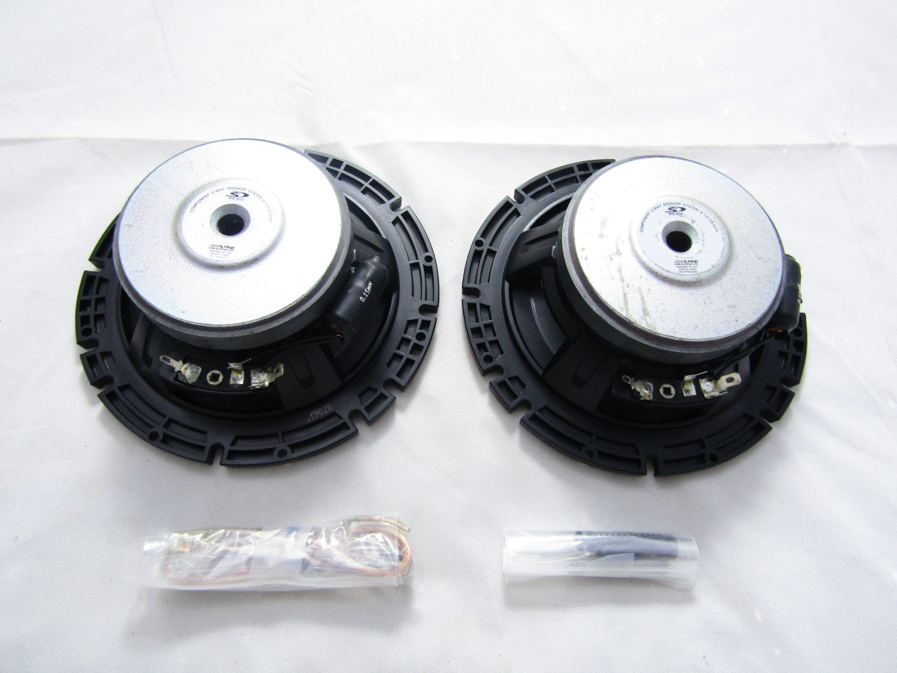 Alpine 6.5" Coaxial 2 Way 240W Wide Range Car Audio Speakers SPS-610 (Pair) VG