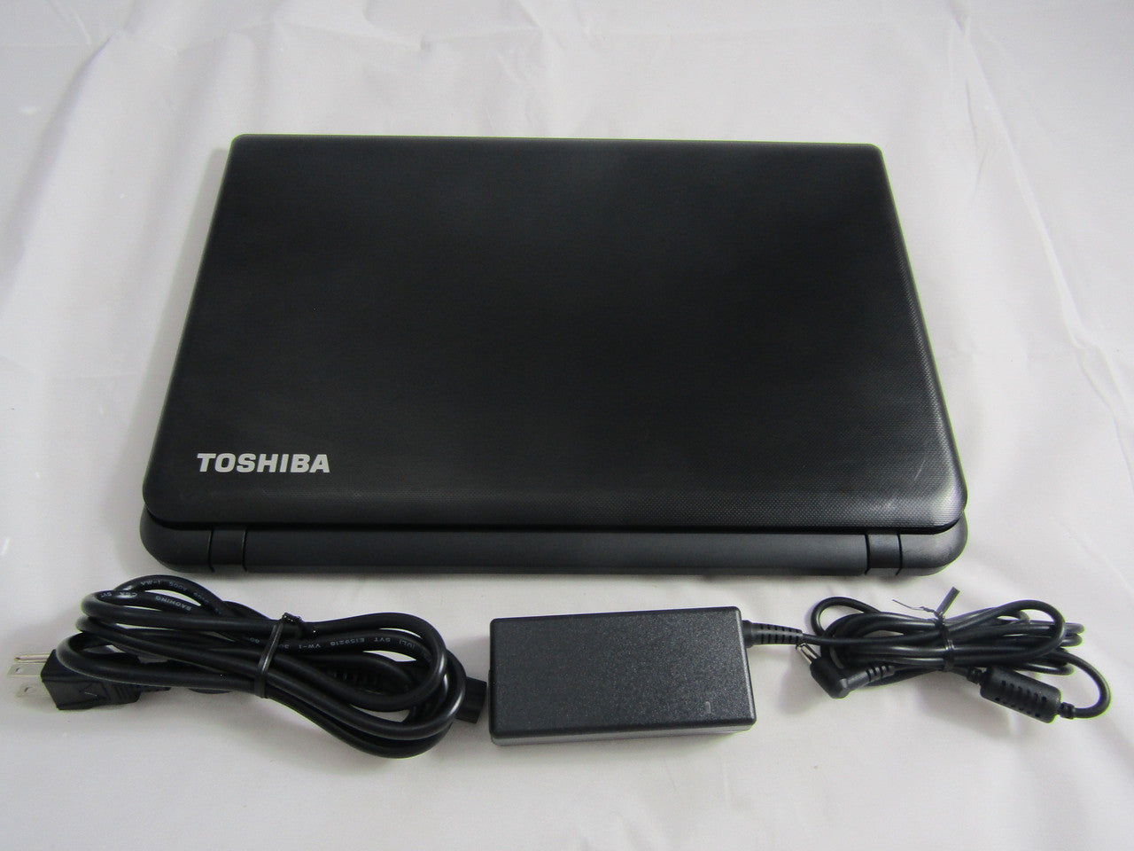 Toshiba Satellite 15.6" Laptop AMD A6-Series 4GB Memory 750GB Hard Drive Jet Black C55D-B5219 VG