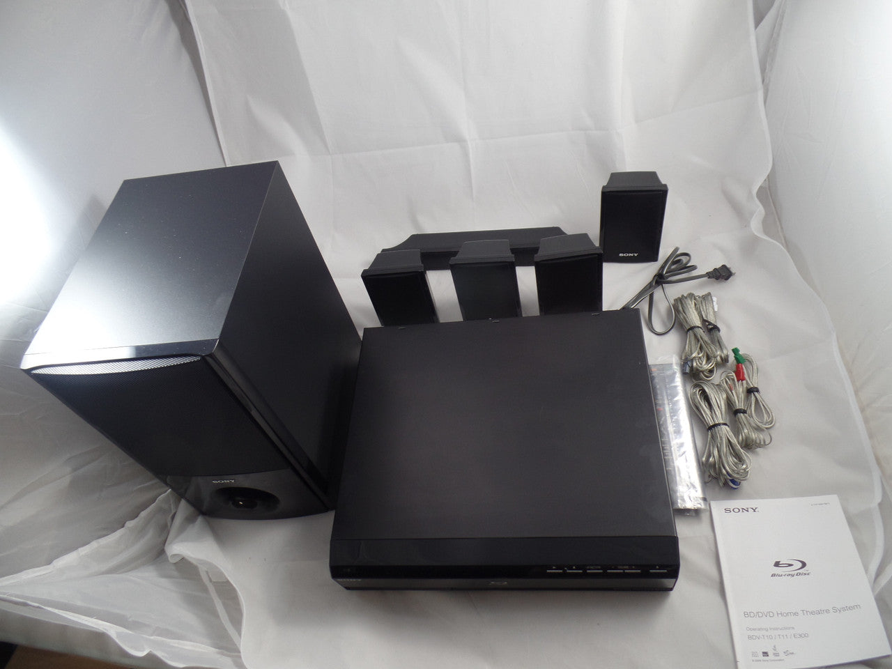 Sony BDV-T11 Home Theater System LN
