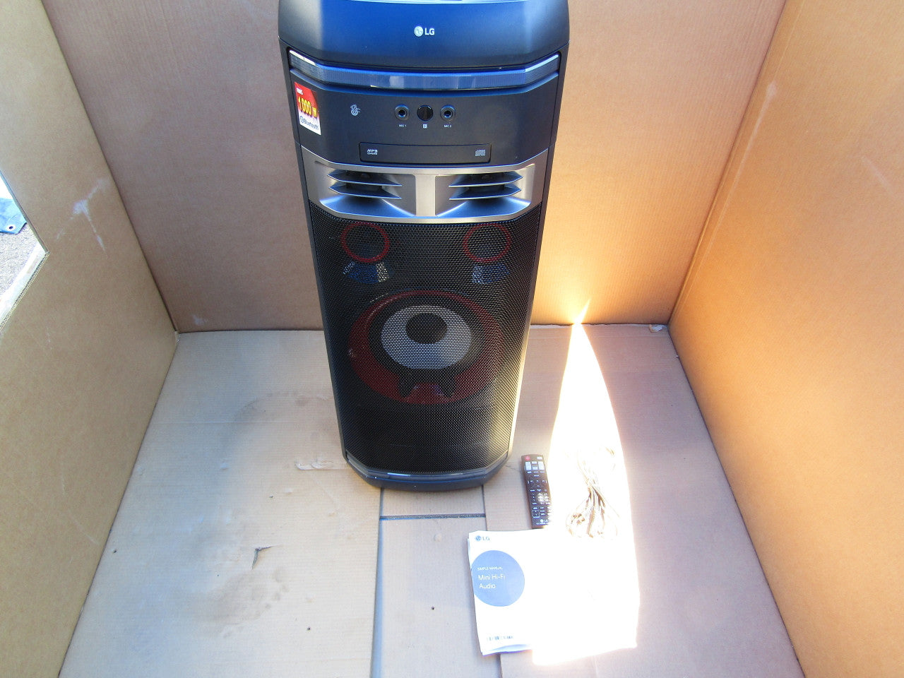 LG Electronics OK75 1000W Entertainment System w/ Karaoke With DJ Effects LN