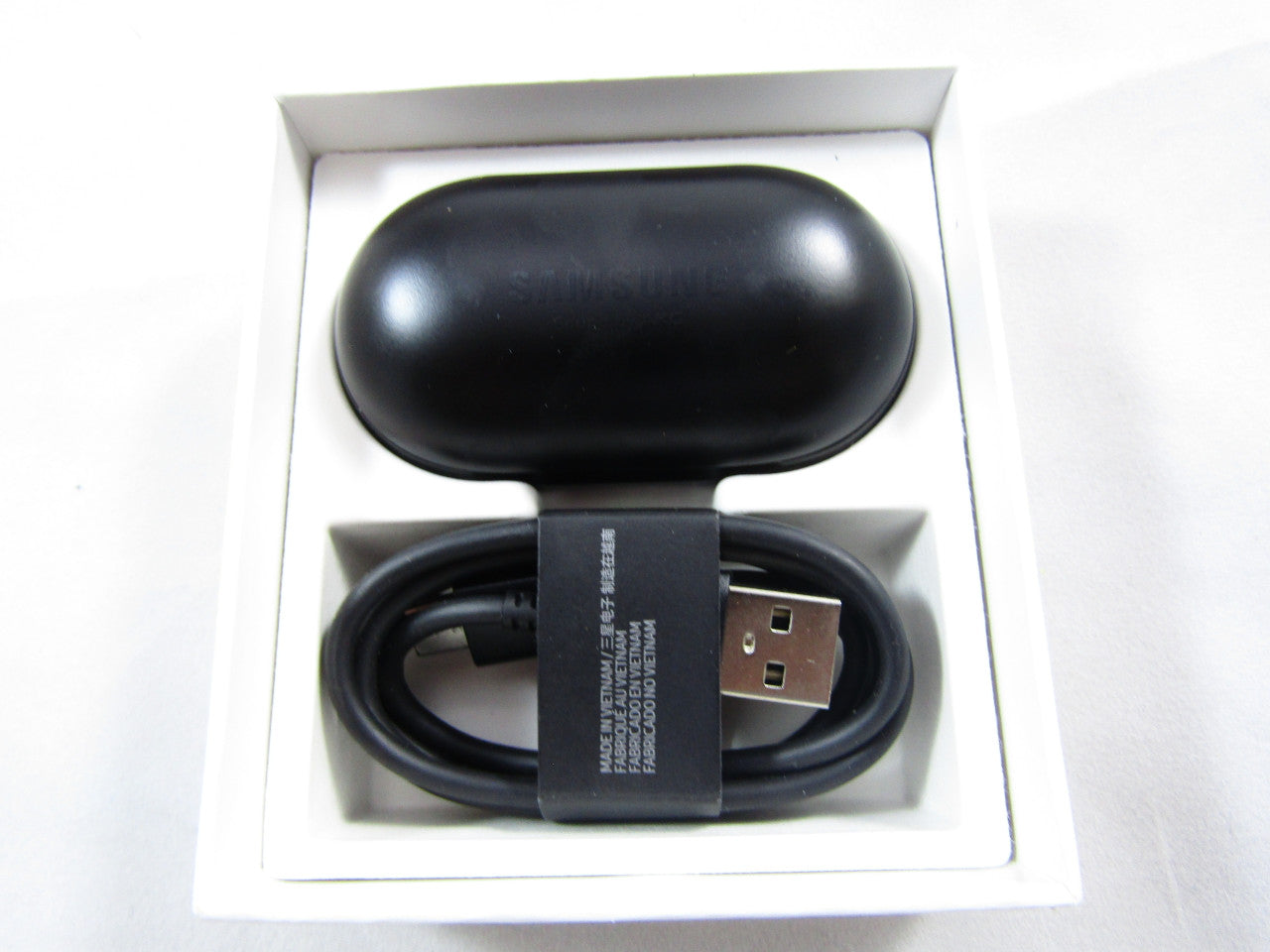 Galaxy Buds True Wireless Earbuds (Wireless Charging Case included), Black – US Version LN
