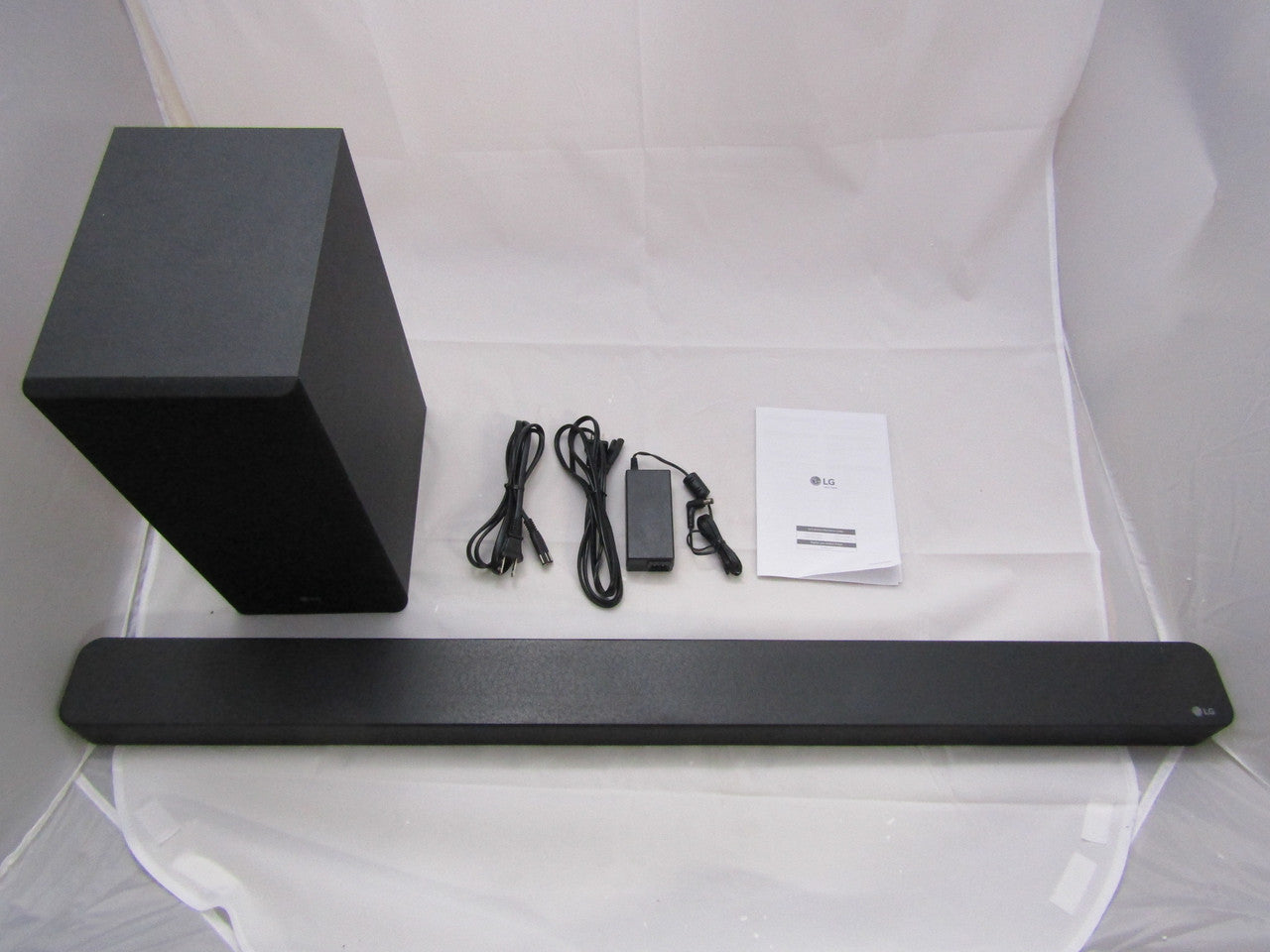 LG SL6Y 3.1-Channel Soundbar with Wireless Subwoofer and DTS Virtual: X - Black LN