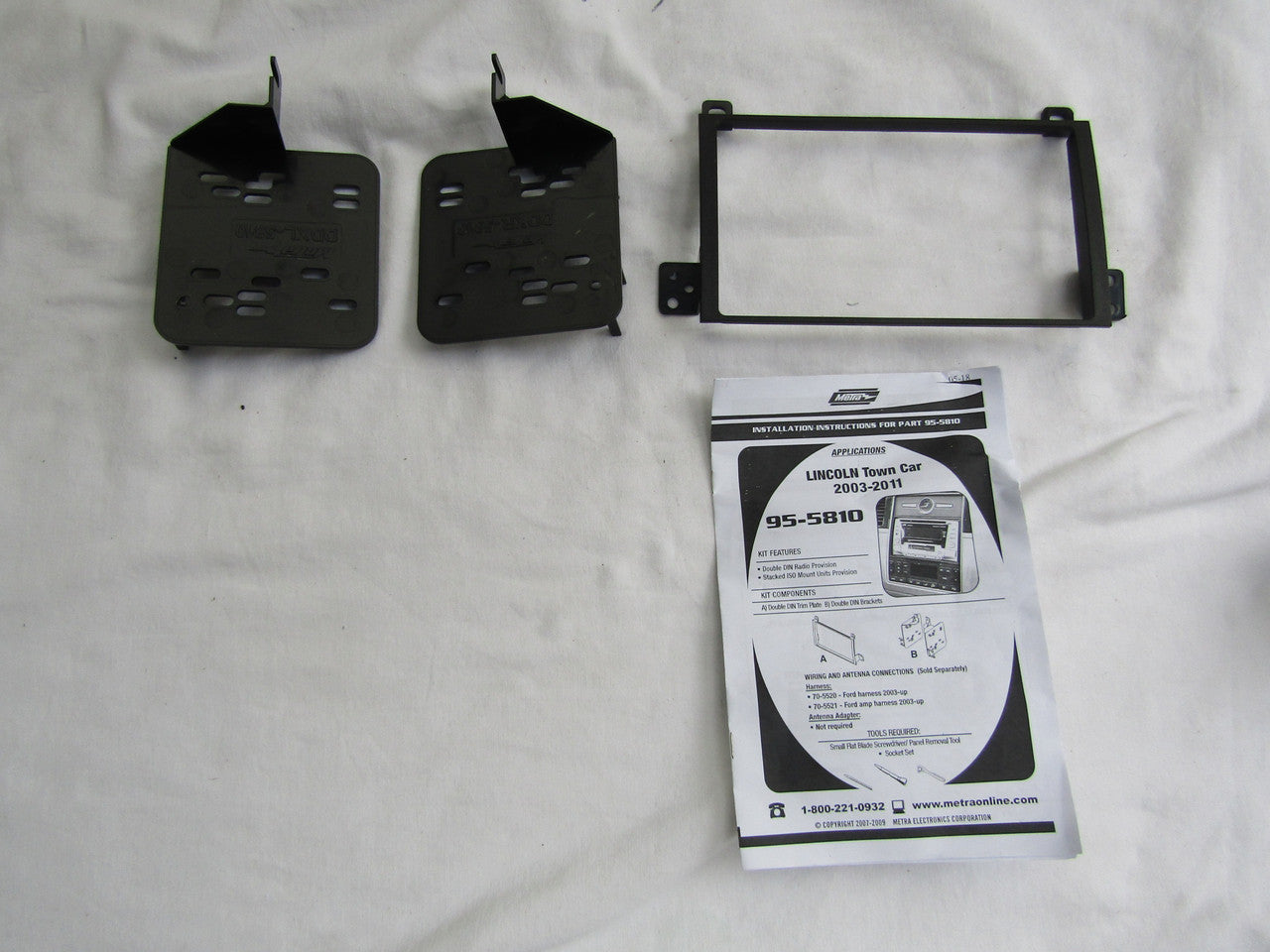 Metra 95-5810 Double DIN Installation Dash Kit for 2003-2007 Lincoln Town Cars (Black) LN