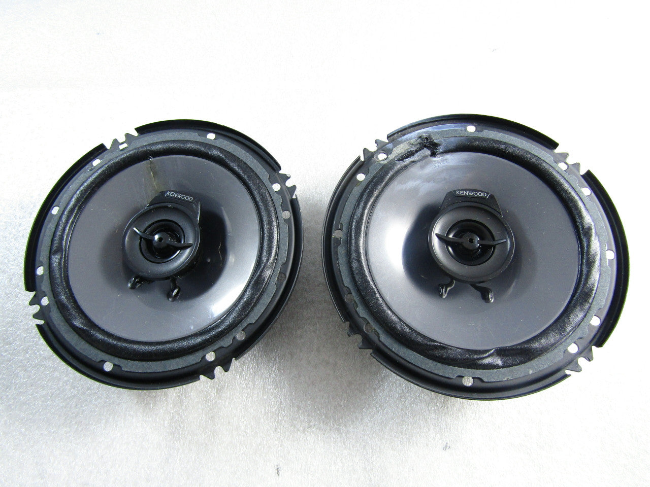 Kenwood KFC-1665R Sport Series 6-1/2" 2-way speakers Pair Black AC
