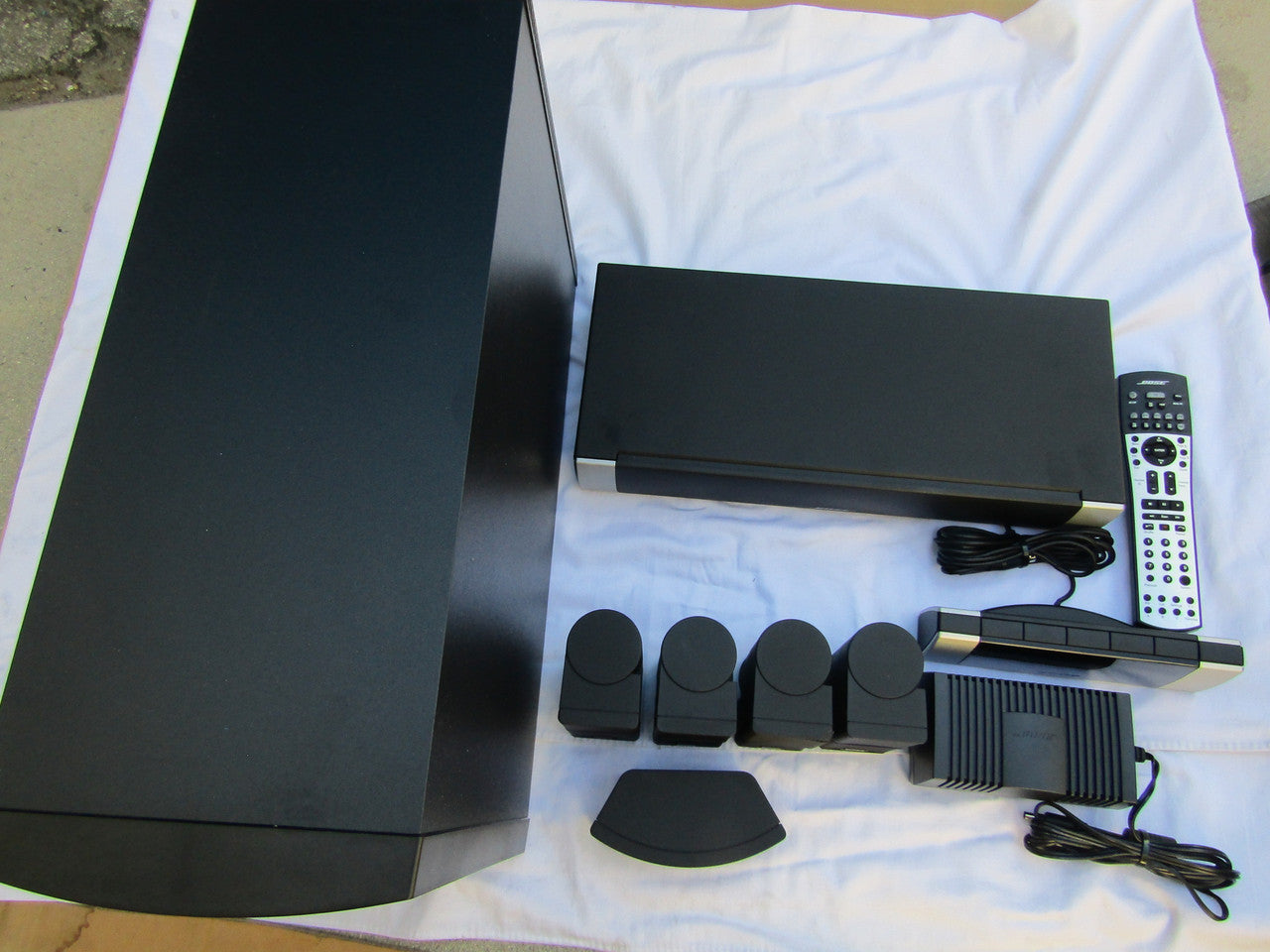Bose Lifestyle V30 Home Theater System - Black VG