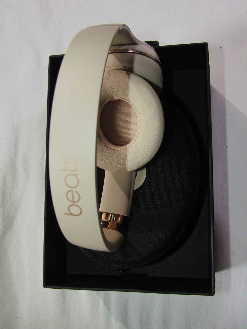 Beats Solo3 Wireless On-Ear Headphones - Matte Gold LN