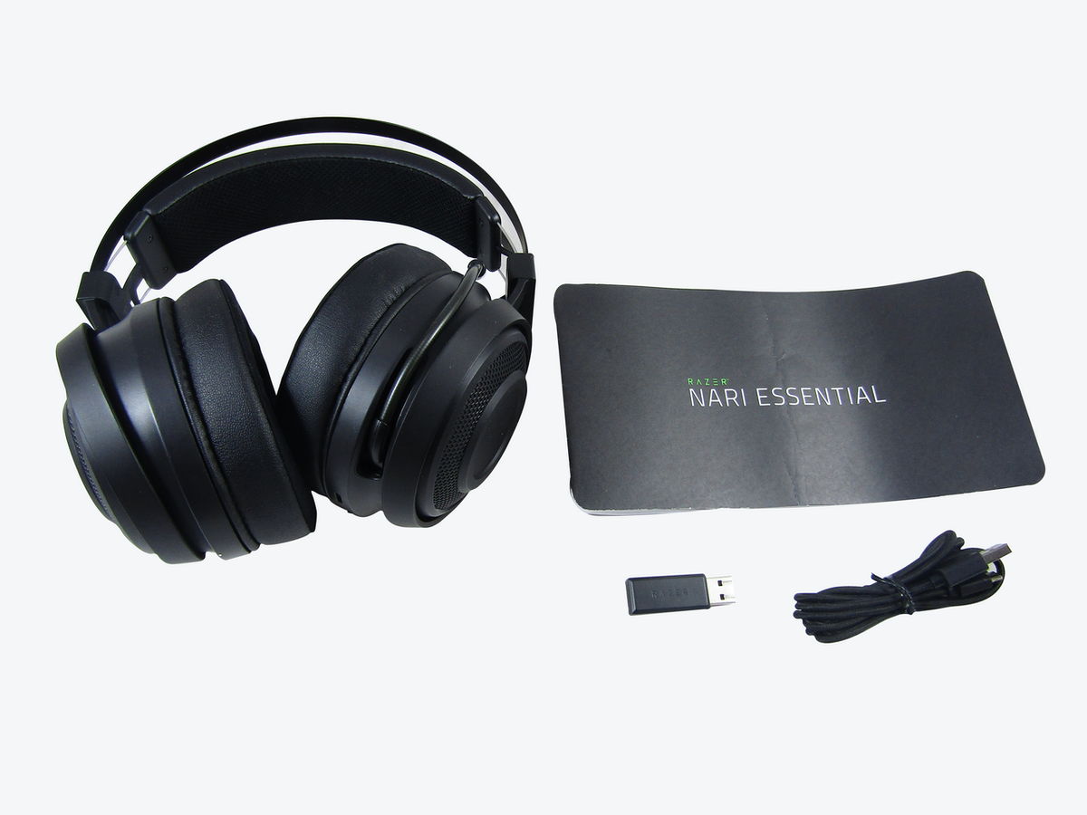 Razer Nari Essential wireless headset Black LN