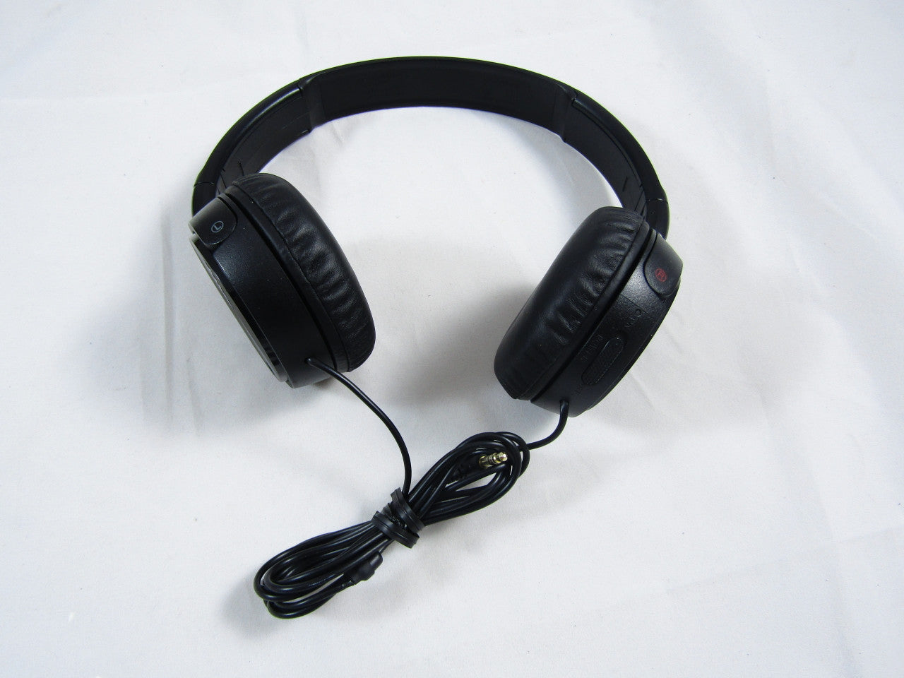 Sony MDRZX110NC Noise Cancelling Headphones, Black VG