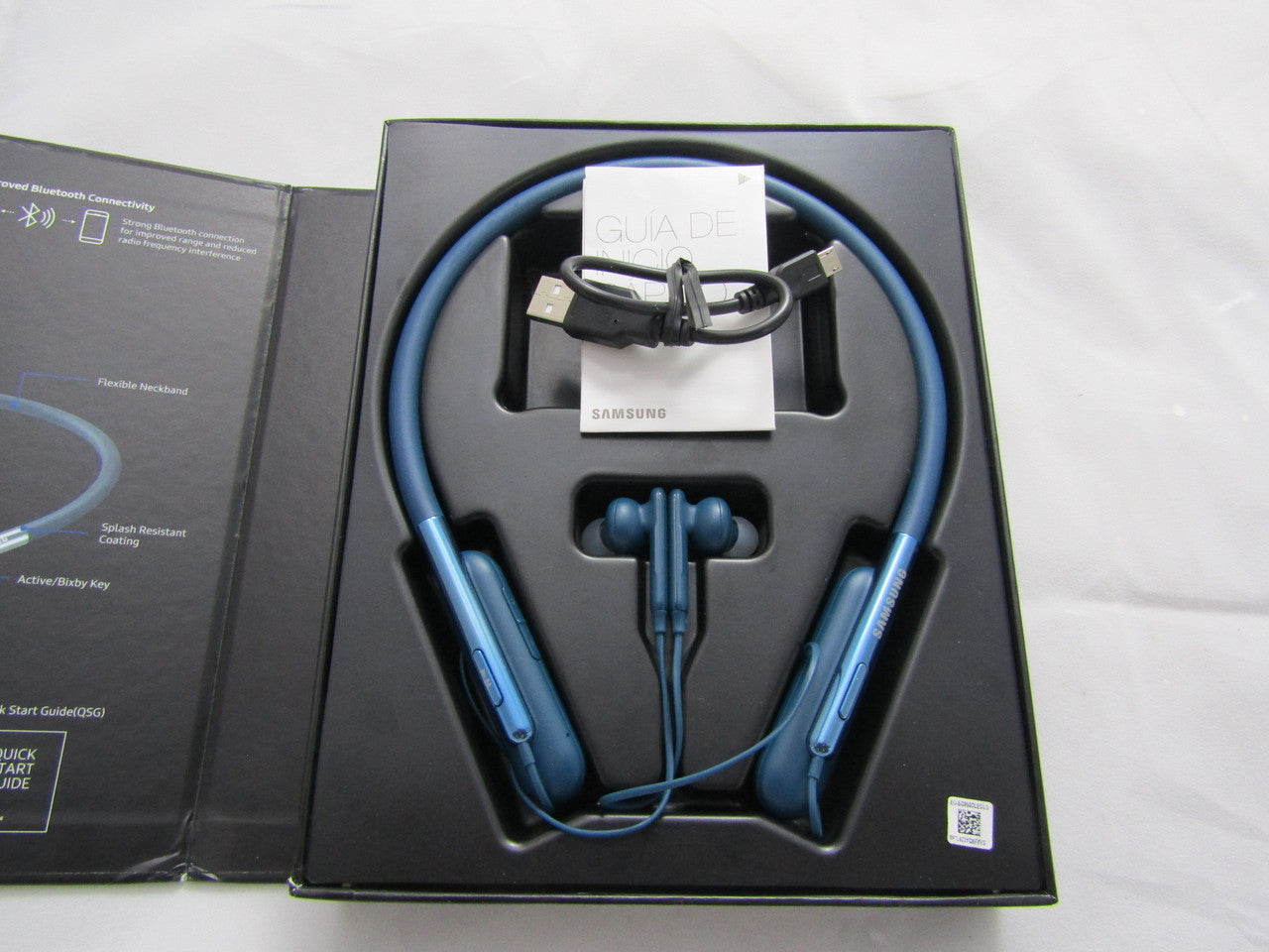 Samsung-U Flex EO-BG950CLEGUS Wireless in-Ear Flexible Headphones with Microphone  Blue LN