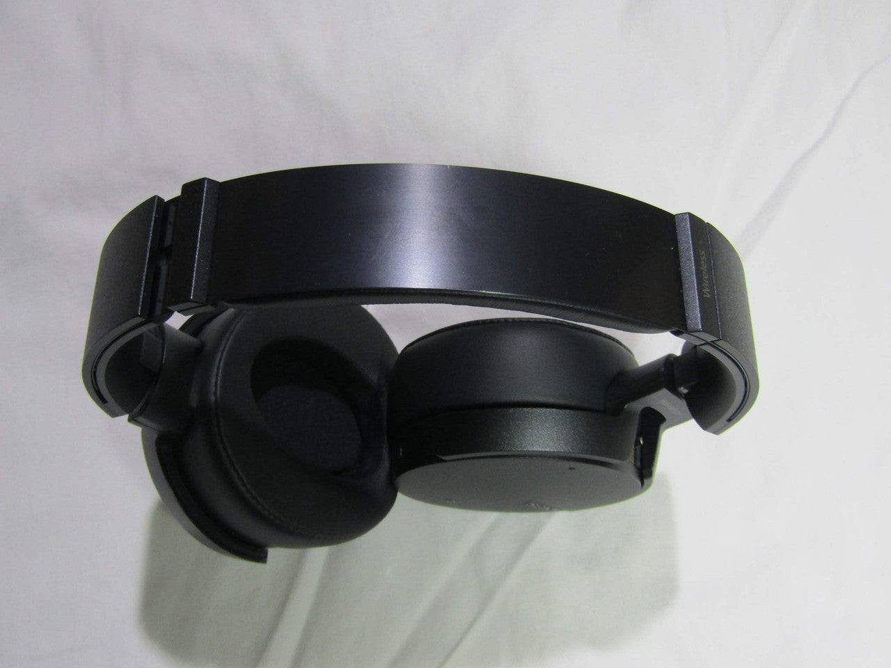 Sony XB950N1 Extra Bass Wireless Noise Canceling Headphones, Black VG