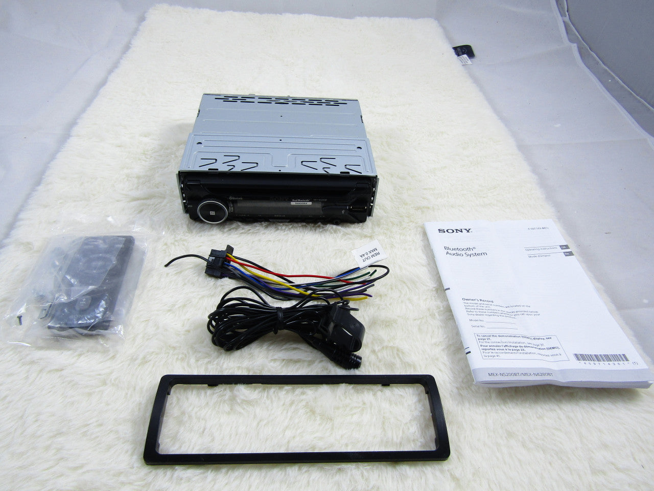 Sony MEXN4280BT in-Dash CD/DM Receiver - Built-in Bluetooth with Detachable Faceplate LN