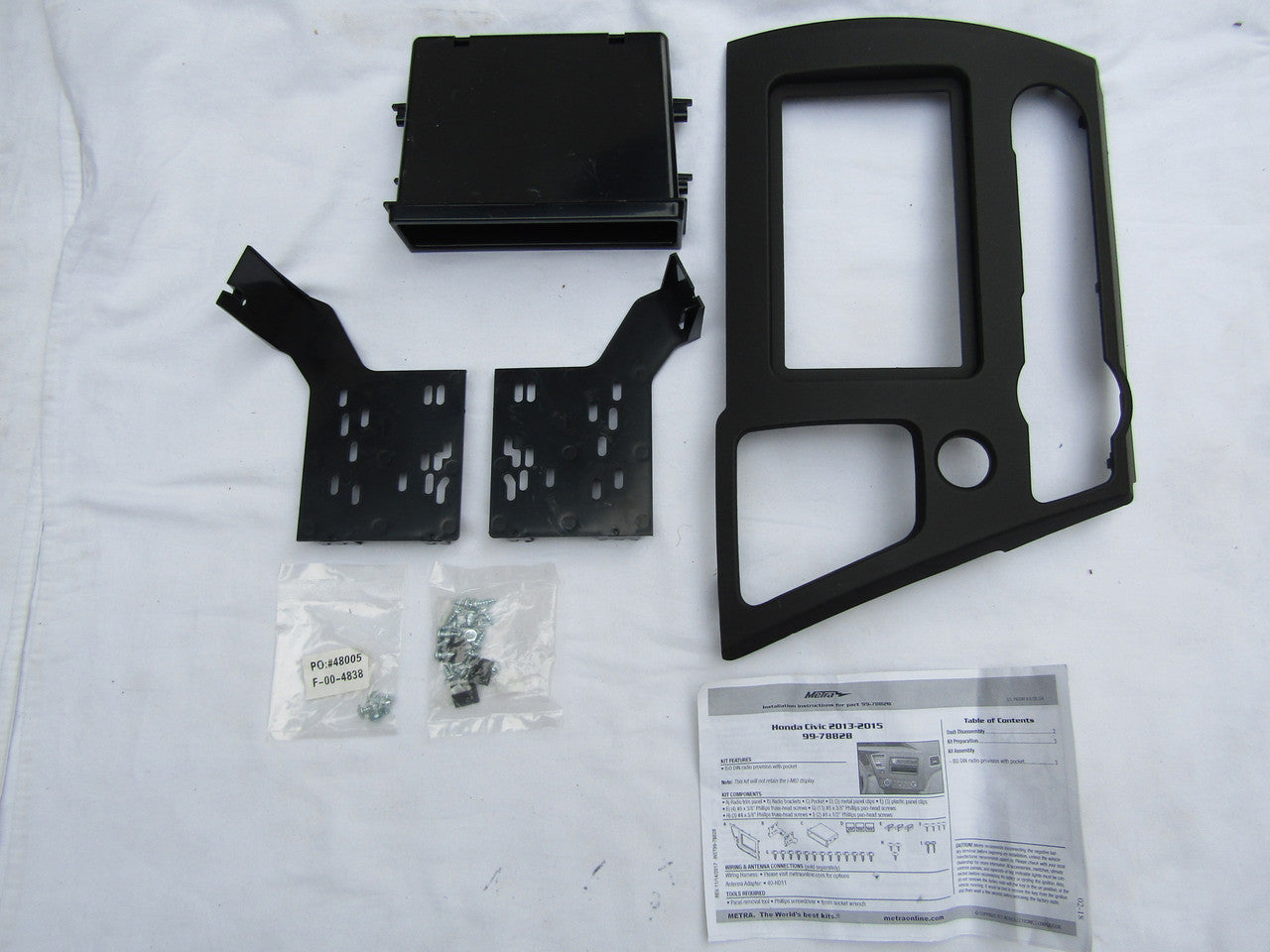 Metra 99-7882B Single DIN Installation Kit for 2013-Up Honda Civic Vehicles (Matte black) LN