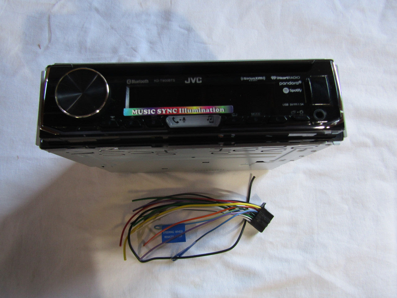 JVC KD-T900BTS In-Dash CD Receiver Built-in Bluetooth Satellite Radio-Ready with Detachable Faceplate VG