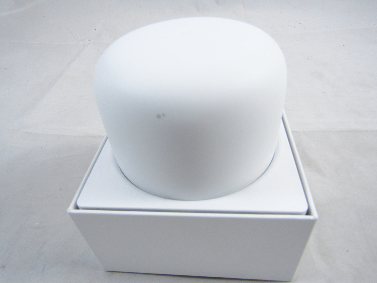 Google Nest WiFi Router (2nd Generation) – 4x4 AC2200 Mesh Wi-Fi Router with 2200 Sq Ft Coverage LN