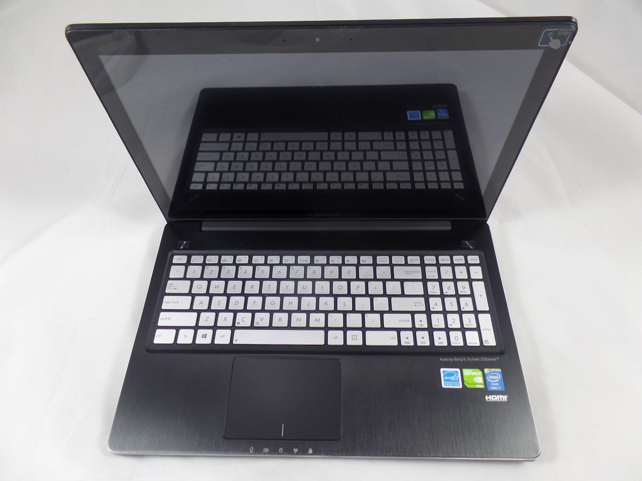 ASUS Q550LF-BBI7T07 15.6" Touch Screen Laptop Intel Core i7 8GB Memory 250GB SSD DVDRW Windows 10 G
