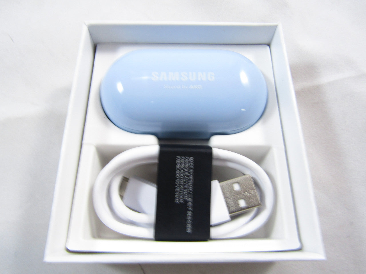 Samsung Galaxy Buds+ Plus, True Wireless Earbuds (Wireless Charging Case included), Cloud Blue – US Version LN