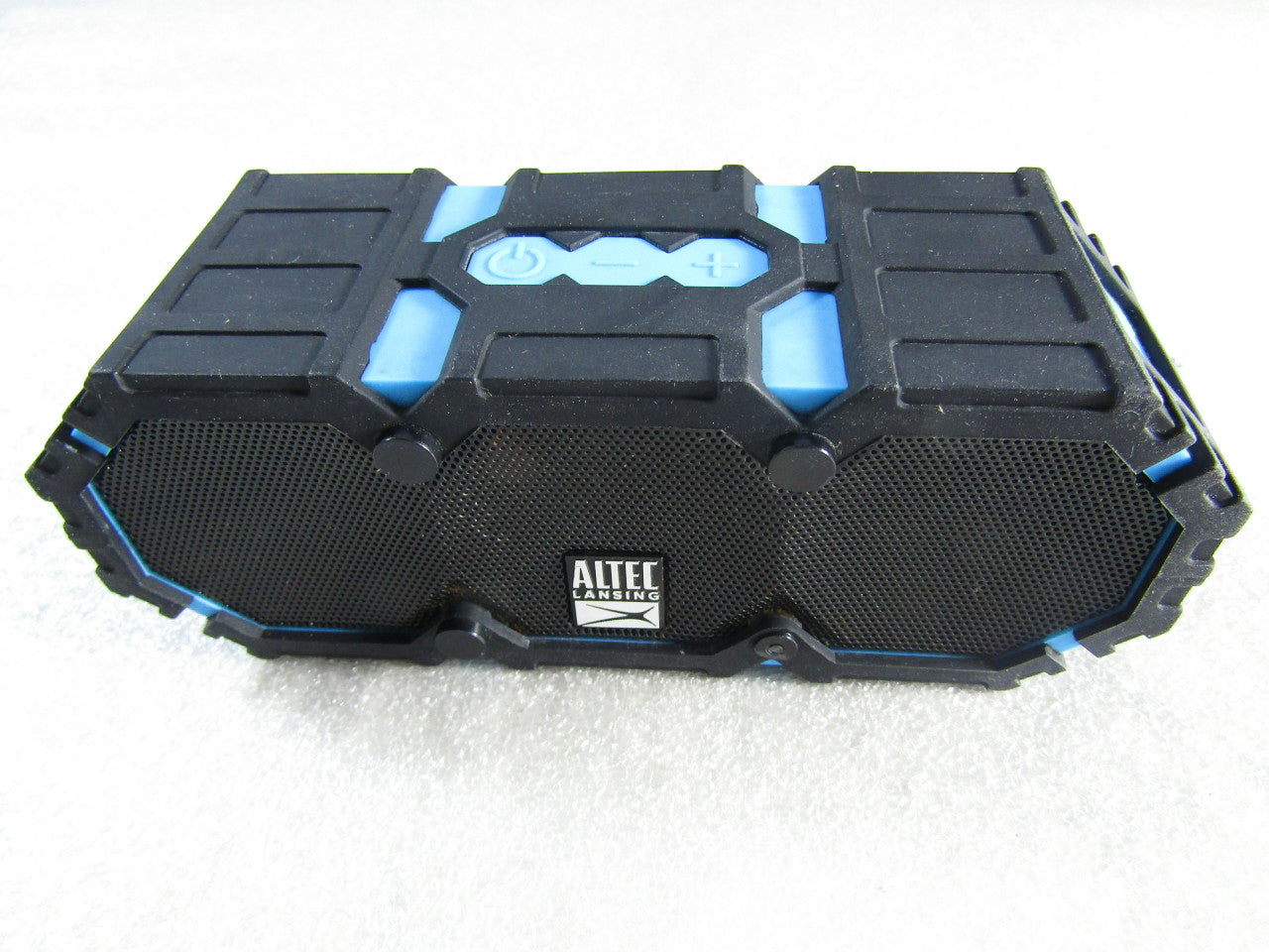 Altec Lansing Mini LifeJacket Jolt is the Bluetooth speaker Black VG